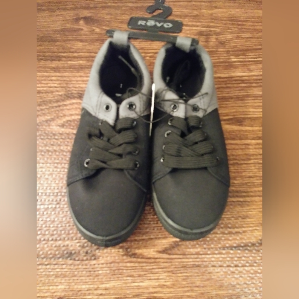 Revo Kids Black and Gray Sneakers